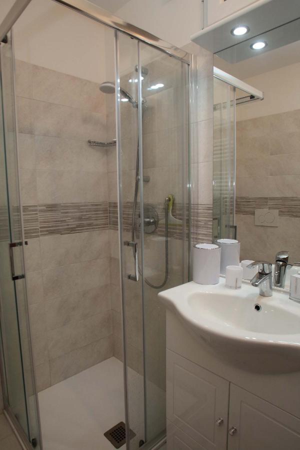 Panorama Lake View, Pool & Garden, 2 Bathrooms, Kingsize & Single-Beds, Fast Internet Тосколано-Мадерно Экстерьер фото