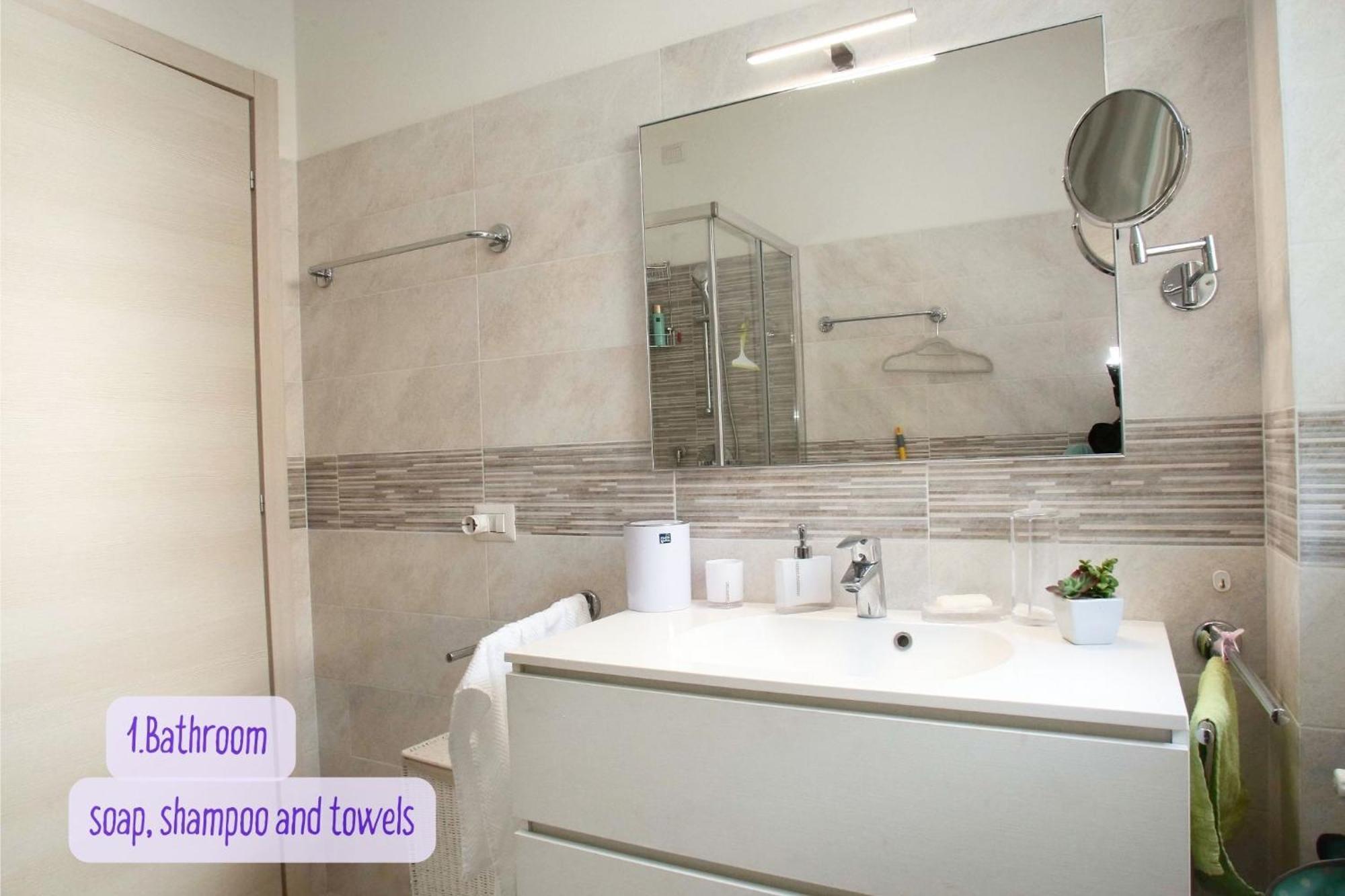 Panorama Lake View, Pool & Garden, 2 Bathrooms, Kingsize & Single-Beds, Fast Internet Тосколано-Мадерно Экстерьер фото